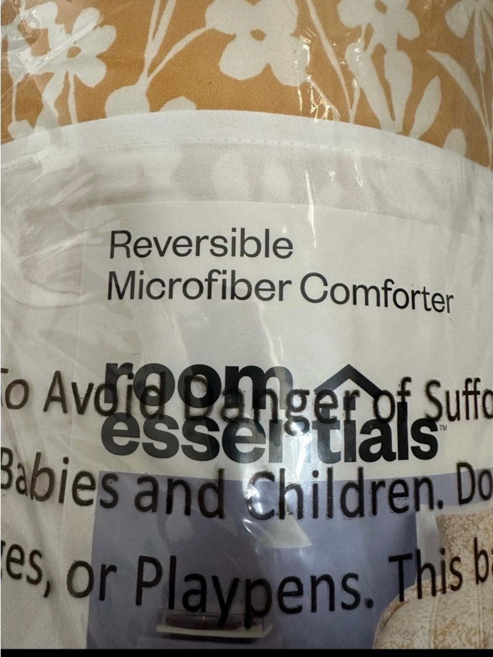 Essentials Reversible Microfiber Comforter -Floral - Picture 4 of 6